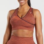 Gymshark  Adapt Camo Seamless Wrap Style Textured Camo Sports Bra Size Large Photo 7