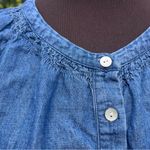 Faherty Women’s The Tried and True Odette
Denim Top Sz M Long Sleeve Linen Blend Blue Size M Photo 3