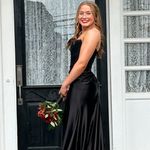 Sherri Hill prom Dress Photo 6