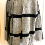 Joseph A . Gray‎ and Black Cardigan Size Medium Photo 0