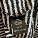 Torrid  Top Black & White Striped V Neck Henley Long Sleeve Tee Sz L (0) EUC Photo 6