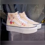 Vans  Sk&-Hi Tapered Stackform Shoe
VN000CN5FRL Women Size 8.5 US Photo 1