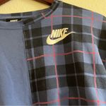 Nike Women's Patchwork/Color Block Cropped Long Sleeve T Shirt Size XS Photo 3