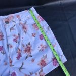 American Eagle  Womens Shorts Floral Size 4 Photo 6
