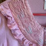 Vintage Movie Star Pink House Coat Robe Size Medium Ruffled Flower Embroidered Photo 2