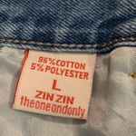 Trendy Zin Zin mid rise zipper detail denim shorts Size 28 Photo 4