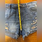Free People  Distressed Embroidered Denim Shorts Size 30 Photo 3