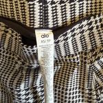 Alo Yoga Alo Houndstooth Micro Plaid Skort Photo 5