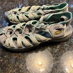 Keen  Whisper Waterproof Sandals Women’s  Size 9 Grey Teal Hiking Shoes Photo 2