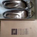 Fellini made in Italy unique metallic silver shiny bow flats Size 10 Photo 7