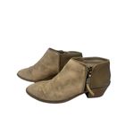 Vera Wang Simply Vera  size 8.5 womens bootie synthetic leather zip side Photo 3