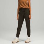 Lululemon  Athletica Stretch High Rise Jogger Pant in Black Sz 12 Photo 1