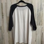 Buffalo Plaid Red Truck Christmas Raglan Tee Women’s 3XL Graphic Holiday Top White Size 3X Photo 2