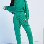 We Wore What NEW Jolly Green Fleece Joggers size XS Photo 1