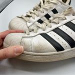 Adidas White Three Stripes Classic Lace Up Sneakers Womens 9.5 Black Shoes Photo 4