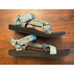 Tevas blue and yellow sandals women's size 8 Photo 2
