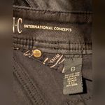 INC Jeans Womens 6 Curvy Fit Skinny Leg Black Coated Denim Pants Sexy Photo 2