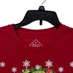 Well Worn  Womens Christmas Cat T-shirt Size‎ Medium Red Holographic Holiday Photo 2