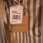 Blu Pepper NWT Paperbag Waist Tan White Stripes With Belt Skirt Women’s Medium Photo 5