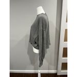 Wild Fable  Women Gray Crew Neck Long Sleeve Cropped Sweatshirt Size M Photo 1