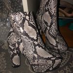 8 1/2 Snake Skin Booties With Platform Black Size 8.5 Photo 0