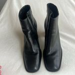 Valerie Stevens Women’s Black Leather Ankle Boots, size 10 * Photo 1
