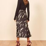 Reformation Pratt Silk Skirt in Black and Cream Print NWT 4 Photo 2