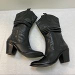 B C B Generations. Women’s Black Boots. Photo 4