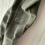 ALOHAS Alo Women's High Waist Moto Athletic Leggings Green Color Size S Photo 3