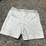Nike Pro Women's Athletic Shorts - Light Gray Photo 3
