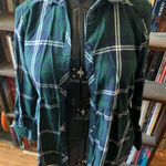 Beach lunch lounge green tartan plaid babydoll button down top Photo 0
