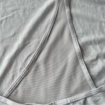 Lululemon  Shear Lightness Tank White Size 4 Photo 4
