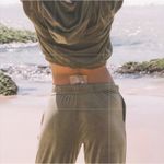 ARAMINTA JAMES Velour Trackiepant Women 10/M Khaki Stylish Travel Loungewear NWT Green Photo 3