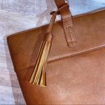Wholesale Boutique Camel Tote Bag With Tassel Photo 1
