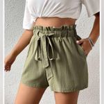 SheIn  Curve Paperbag Waist Belted Shorts Plus Size 3XL Photo 0