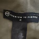 Fashion to figure  Green Button-Accent Pencil Skirt Photo 2