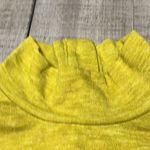 Listicle women’s long sleeve button back top in VGUC. Photo 4