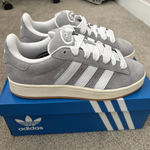 Adidas Women's size 6.5/Men's size 5.5 (UK 5)  Campus 00s gray white gum Photo 0
