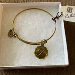 Bella Ryann Bella‎ Ryann “T” bracelet Photo 0