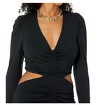 The Drop Women's Black V Photo 2