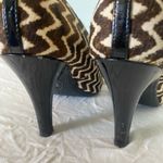 Sofft Womens Heels Pumps Size 9M Cow Hair Leather Cream Brown Zig Zag Striped Black Photo 5