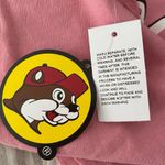 Buc-ee's NWT Follow Me To Buc-ee’s T-Shirt size Medium Photo 4