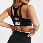 Nike Sports Bra, Dri-Fit, front zip & Hook, size Medium Photo 1