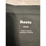 Roots  V-Neck Long-Sleeved T-Shirt Women's Size Medium Olive Green Tee Basic Photo 2