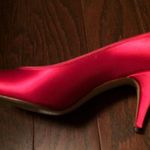 Dyeables Vintage  Fuchsia Satin Shoes Size 8 Photo 1