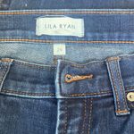 Lila Ryan  jeans Photo 2