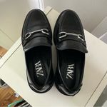 ZARA  Lug Sole Horse Bit Patent Loafers Womens 7.5 Black Photo 3
