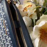 Michael Kors NWOT Jet Set Double Zip wallet Navy Multi Adele Photo 2