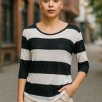 Derek Heart NWT ~ Black & White Wide Mesh Stripe Top ~ Women's Size MEDIUM Photo 0