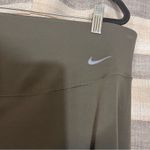 Nike  Olive 7/8 Length High‎ Rise Leggings Size 1X Photo 2